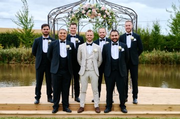 Ivory wedding flowers - bridal bouquet - Highland Barn Atherstone - Ivory Avalanche Roses - Frilly Lisianthus - gypsophila - spray Roses - eucalyptus - Indian Bride - barn wedding  