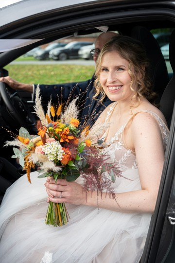 bridal bouquet - autumnal wedding flowers - shustoke farm barns wedding coleshill