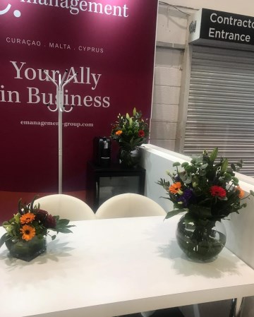 Lily, Gerbera & Lisianthus Vase Display For ICE Totally Gaming Excel