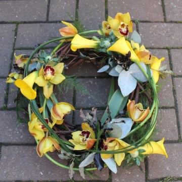Woodland Wreath Display  - Yellow Calla Lily And Orchid 