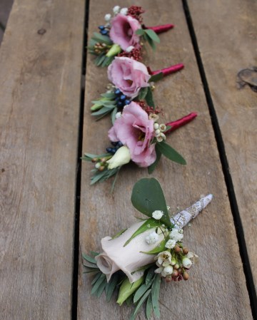 Blush And Dusky Pink Gents Buttonholes