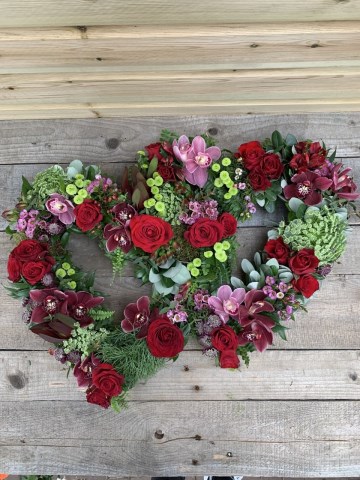 double heart mixed red and pink flowers 